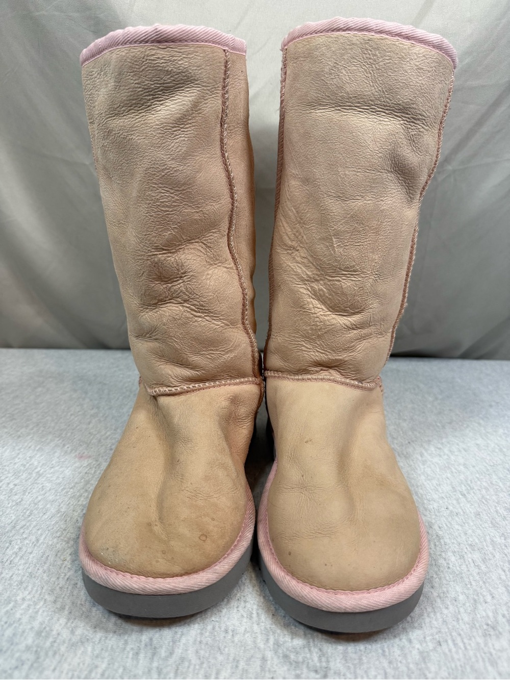 UGG Australia Classic Tall Bomber Leather Boots Peach - Size 7